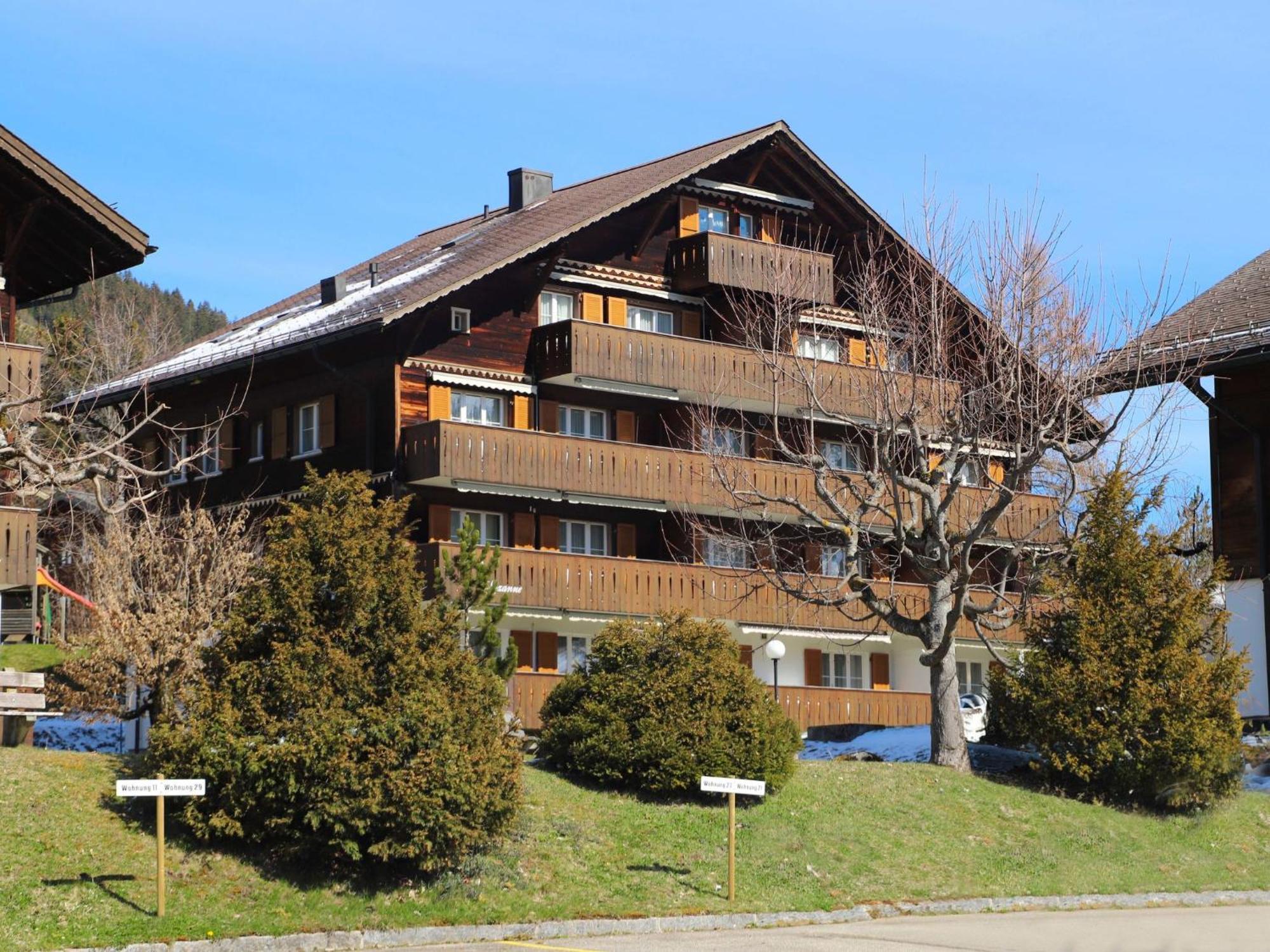 Suzanne Nr- 21 Apartment